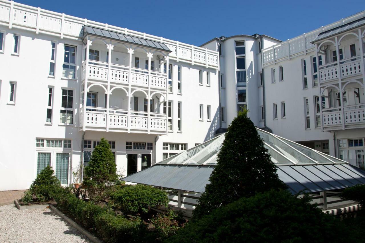 Appartement Vilm mit Seeblick und Balkon Sellin  Exterior foto